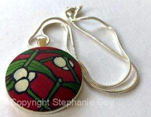 Mistletoe Red Silk Pendant Necklace 2